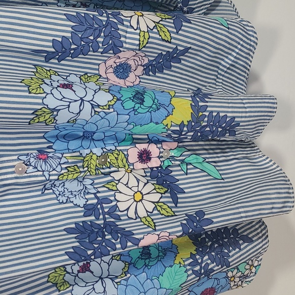 Jane and Delancey Size 1X Blue White Striped Floral Button Down Shirt - Picture 6 of 11